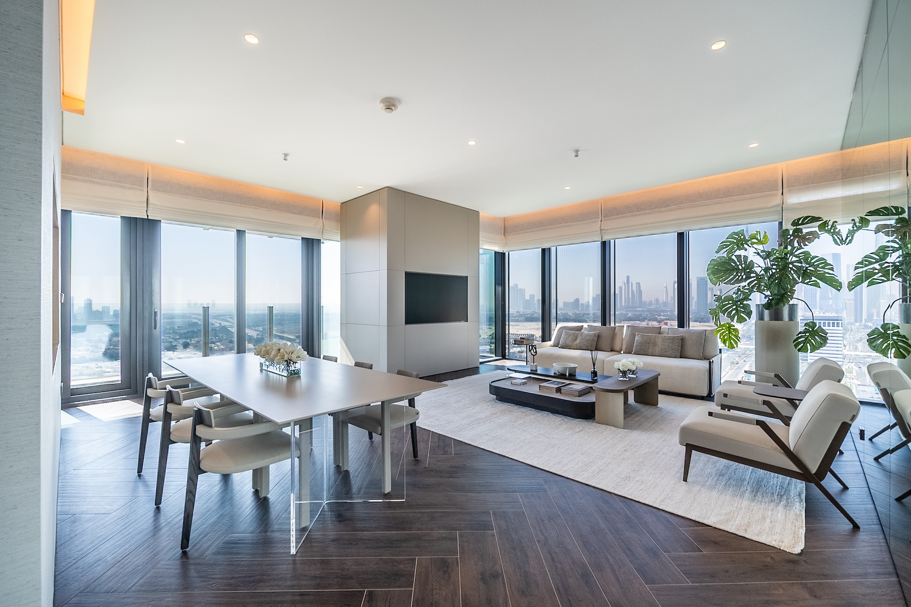 ZA’ABEEL FIRST | 2BR Duplex | Park & Dubai Frame Views