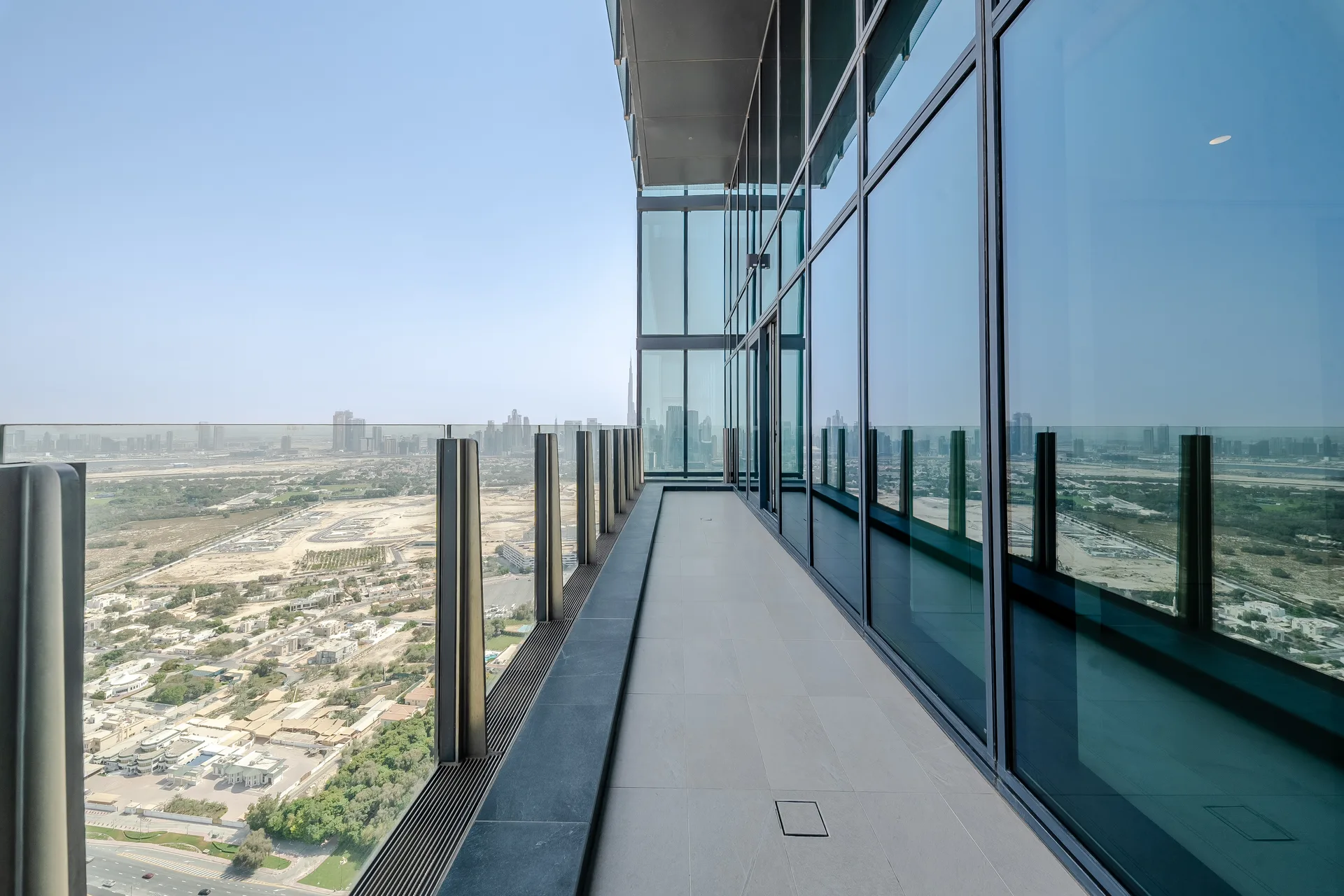 Renovated 3 Bed Duplex | Double-Height Living | Skyline Views